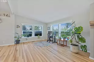 1206 Criteser Loop, Toledo, OR 97391 - Photo 6