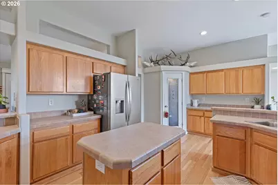1206 Criteser Loop, Toledo, OR 97391 - Photo 10