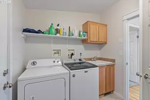 1206 Criteser Loop, Toledo, OR 97391 - Photo 30