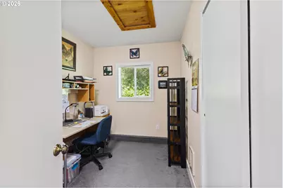 580 8th Ave, Coos Bay, OR 97420 - Photo 16