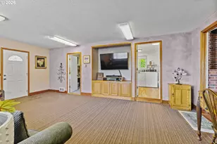 580 8th Ave, Coos Bay, OR 97420 - Photo 36