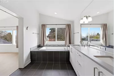 6430 NE 31st Ave, Portland, OR 97211 - Photo 26