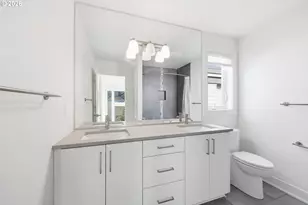 6430 NE 31st Ave, Portland, OR 97211 - Photo 32