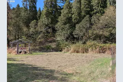 76526 W 2nd St, Oakridge, OR 97463 - Photo 14