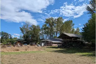 76526 W 2nd St, Oakridge, OR 97463 - Photo 12