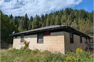 76526 W 2nd St, Oakridge, OR 97463 - Photo 6