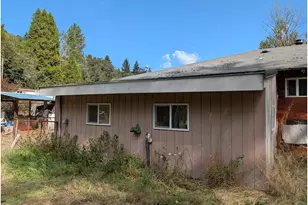 76526 W 2nd St, Oakridge, OR 97463 - Photo 4