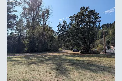 76526 W 2nd St, Oakridge, OR 97463 - Photo 28
