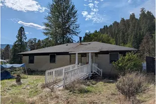 76526 W 2nd St, Oakridge, OR 97463 - Photo 2