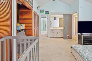 2611 Erin Way, Eugene, OR 97408 - Photo 34