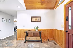 2611 Erin Way, Eugene, OR 97408 - Photo 6