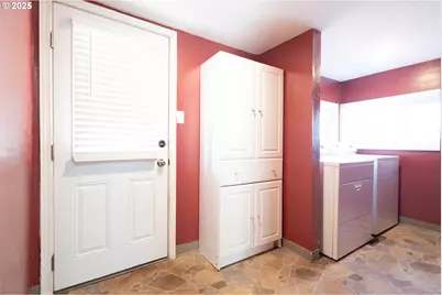 512 20th St, La Grande, OR 97850 - Photo 16