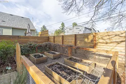 730 NE 63rd Ave, Portland, OR 97213 - Photo 38