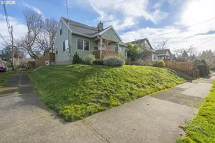 730 NE 63rd Ave, Portland, OR 97213 - Photo 2