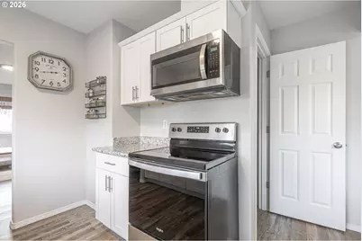 730 NE 63rd Ave, Portland, OR 97213 - Photo 14