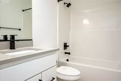 12092 SE Market St, Portland, OR 97216 - Photo 6