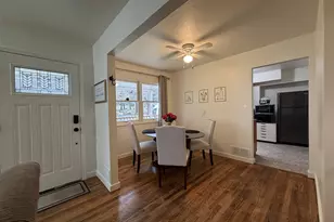 8906 NE Hancock St, Portland, OR 97220 - Photo 10