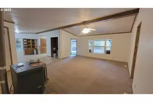 1097 Lees Crk Rd, Myrtle Creek, OR 97457 - Photo 14