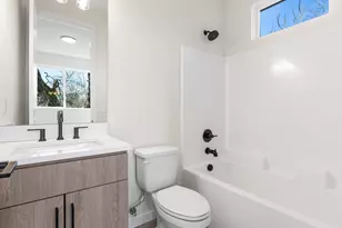 4138 NE 14th Ave, Portland, OR 97211 - Photo 12