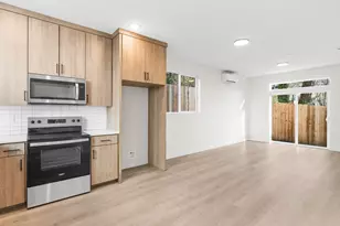 4138 NE 14th Ave, Portland, OR 97211 - Photo 2