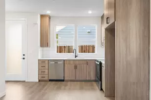 4138 NE 14th Ave, Portland, OR 97211 - Photo 6