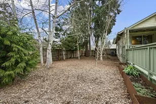 1350 E 25th Ave, Eugene, OR 97403 - Photo 46