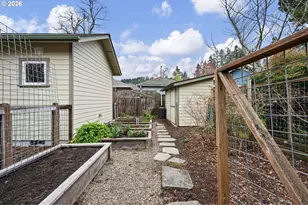 1350 E 25th Ave, Eugene, OR 97403 - Photo 48