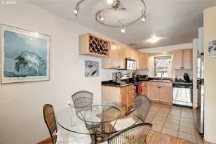 1040 NW Naito Pkwy, Portland, OR 97209 - Photo 8