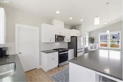 5166 SW Kara Ave, Corvallis, OR 97333 - Photo 20