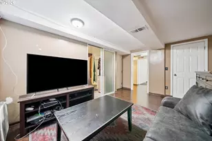 4598 SE Whipple Ave, Milwaukie, OR 97267 - Photo 24