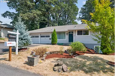 4598 SE Whipple Ave, Milwaukie, OR 97267 - Photo 4
