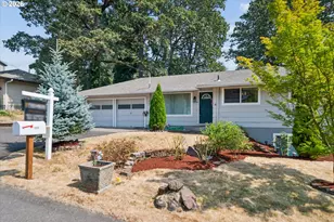 4598 SE Whipple Ave, Milwaukie, OR 97267 - Photo 4