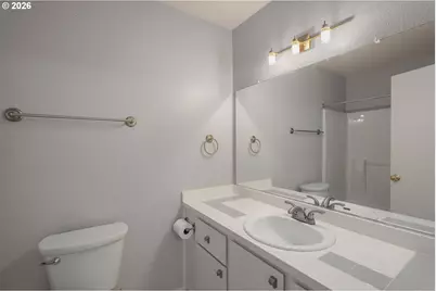 2417 SW Nebraska St #4, Portland, OR 97239 - Photo 16