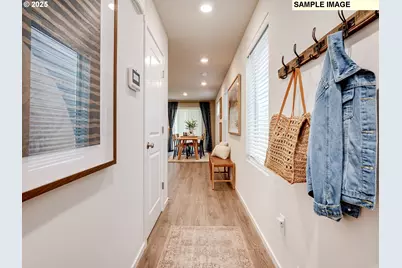 4446 SE Fishers Creek Dr, Vancouver, WA 98683 - Photo 2