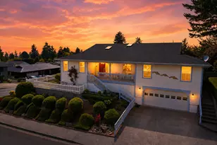 815 Crestwood Pl, Brookings, OR 97415 - Photo 1
