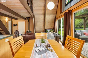 10252 Lakeview Dr, Birkenfeld, OR 97016 - Photo 8