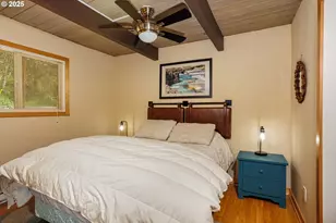 10252 Lakeview Dr, Birkenfeld, OR 97016 - Photo 12