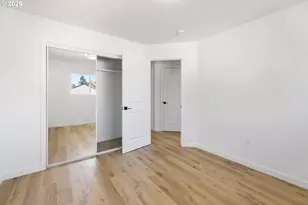 142 NE 128th Ave, Portland, OR 97230 - Photo 26