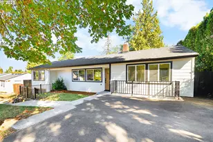 142 NE 128th Ave, Portland, OR 97230 - Photo 4