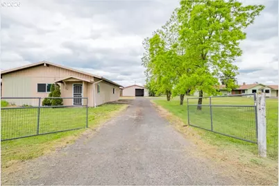 39129 Groshong Rd NE, Albany, OR 97321 - Photo 2