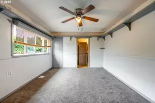 12020 NE Thompson St, Portland, OR 97220 - Photo 22
