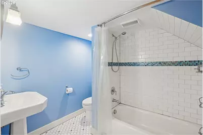 2715 NE 38th Ave, Portland, OR 97212 - Photo 40