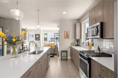 17163 SW Woodpecker Ln, Beaverton, OR 97007 - Photo 8