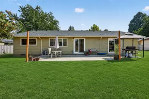 705 NE 18th Ct, Gresham, OR 97030 - Photo 32