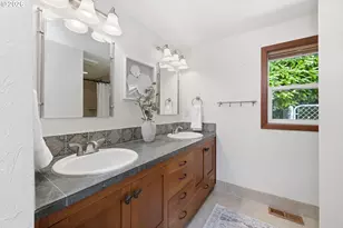 3000 Gilham Rd, Eugene, OR 97408 - Photo 34