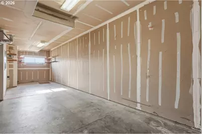 13262 SW Commonwealth Ln, Beaverton, OR 97005 - Photo 28