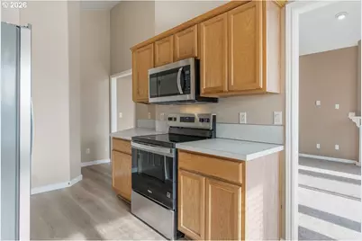 13262 SW Commonwealth Ln, Beaverton, OR 97005 - Photo 14