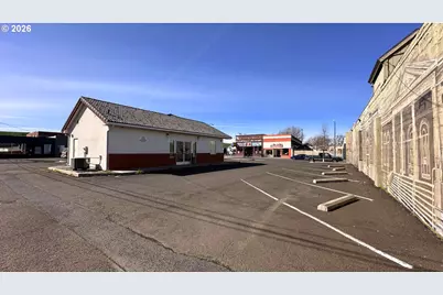 504 N Main St, Milton-Freewater, OR 97862 - Photo 24