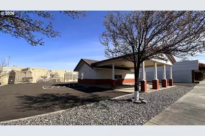 504 N Main St, Milton-Freewater, OR 97862 - Photo 28