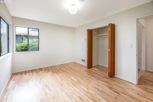 1404 Centennial Blvd, Springfield, OR 97477 - Photo 12